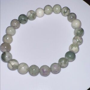 Green and Cream Beaded Stretch Bracelet - Natural Stone